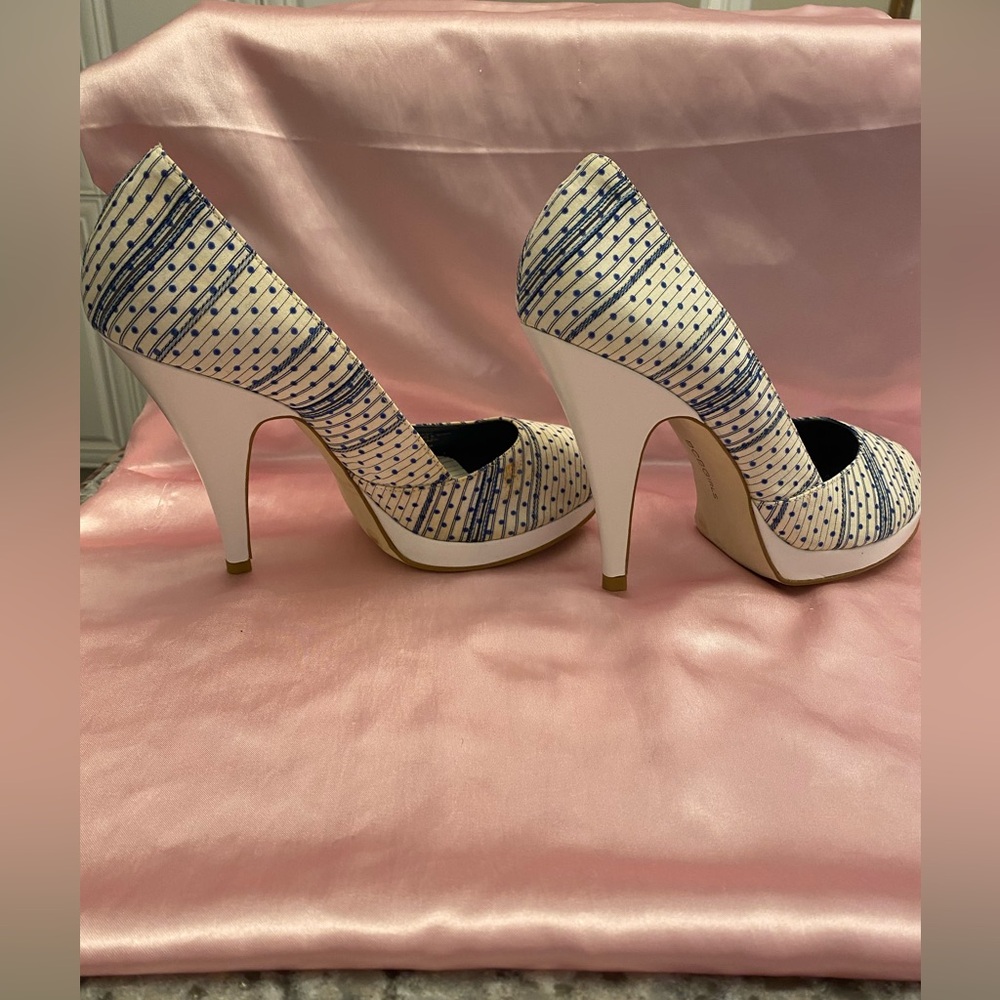 BCBGIRLS Size 8 Blue and White Polka Dot and Stripe Open Toe Slip on Platform - Picture 6 of 10